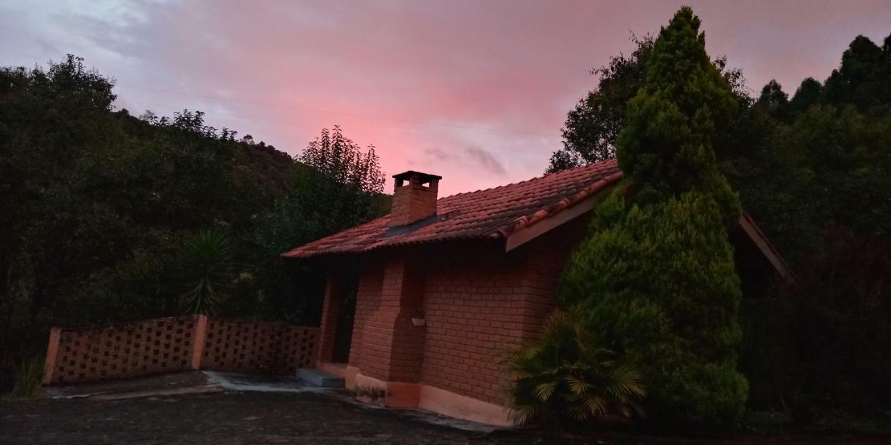 Pousada Recanto da Vitória Gonçalves Exterior foto